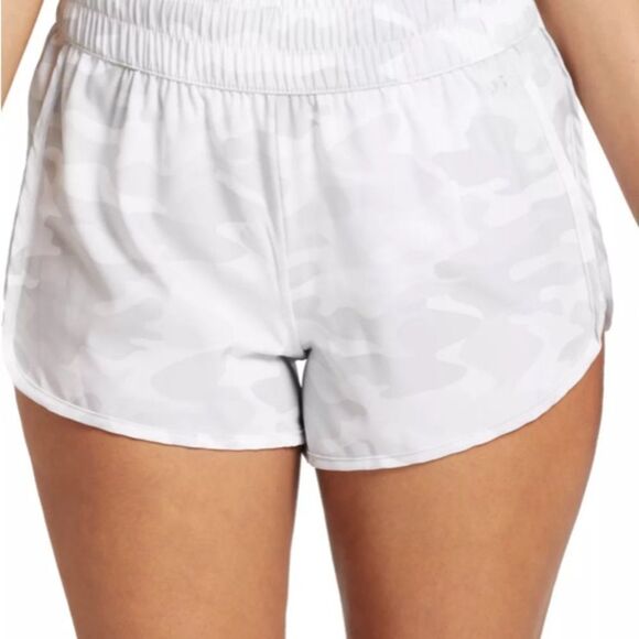 DSG Women’s high rise stride short camo gray pure white 3 inch new with tags - Picture 3 of 14